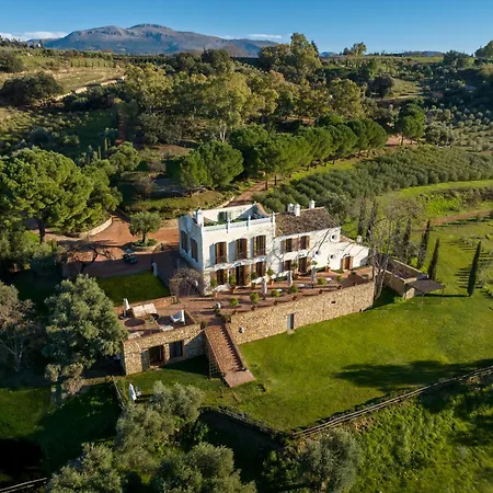 Cortijo La Almazara 3* 론다