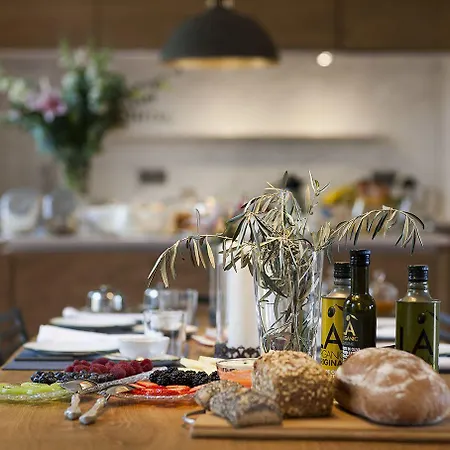 Cortijo La Almazara 3*