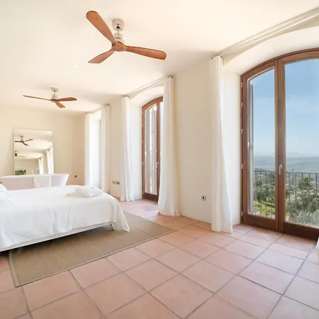 Cortijo La Almazara 론다